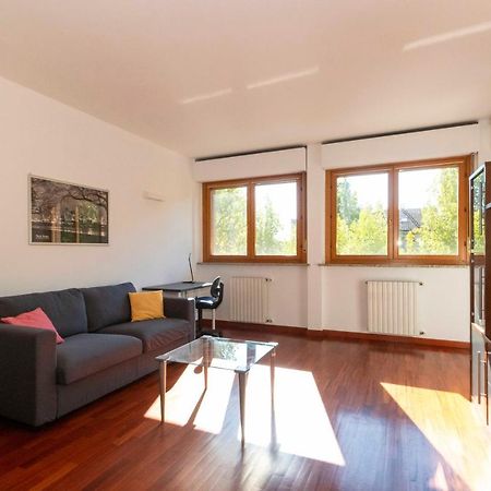 Cozy&Spacious Apt 2 Min Walk From The Tram Stop! Apartment Turin Exterior photo