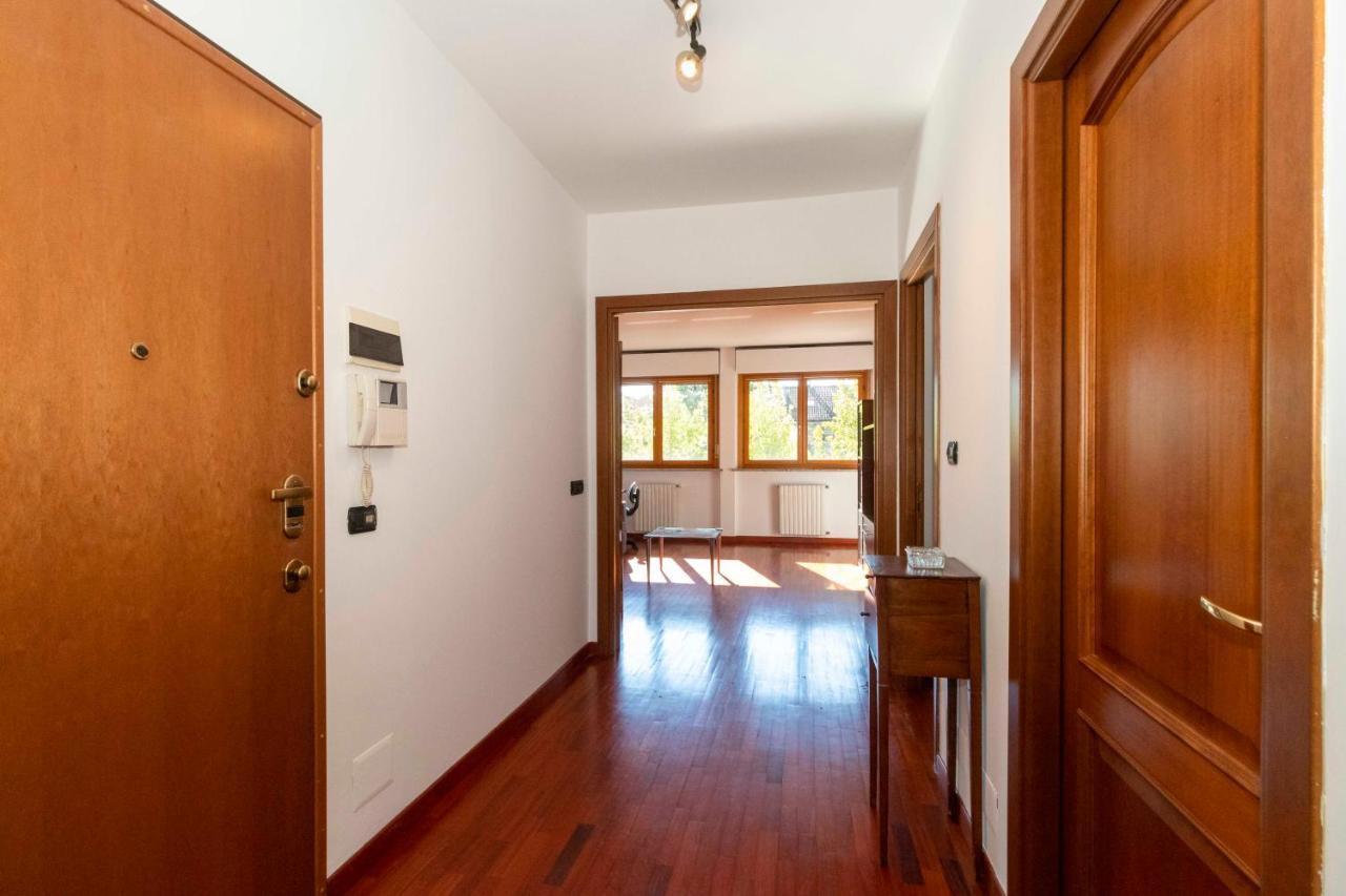 Cozy&Spacious Apt 2 Min Walk From The Tram Stop! Apartment Turin Exterior photo