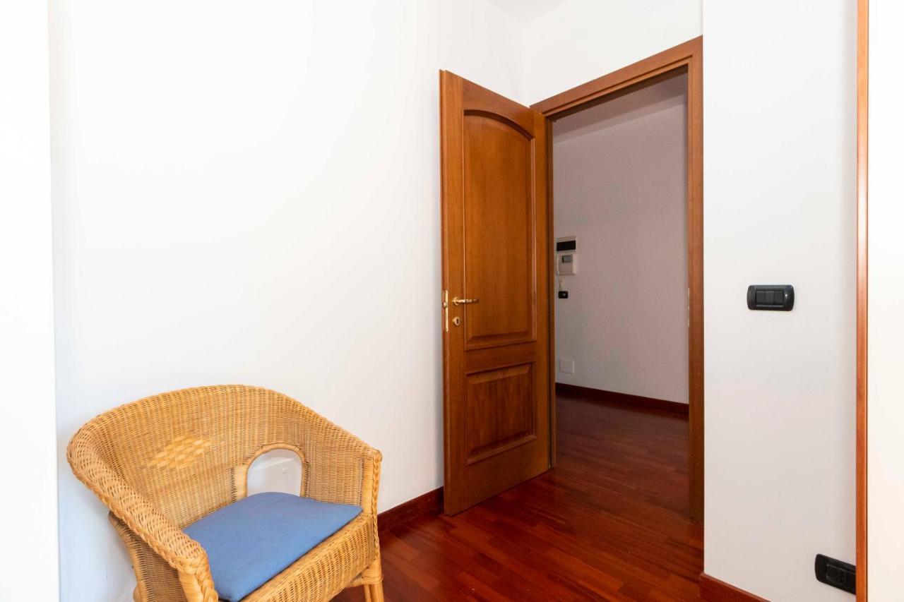 Cozy&Spacious Apt 2 Min Walk From The Tram Stop! Apartment Turin Exterior photo